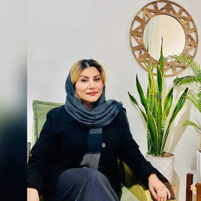 فاطمه قاسمی فر