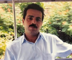 دکتر علی اکبری 