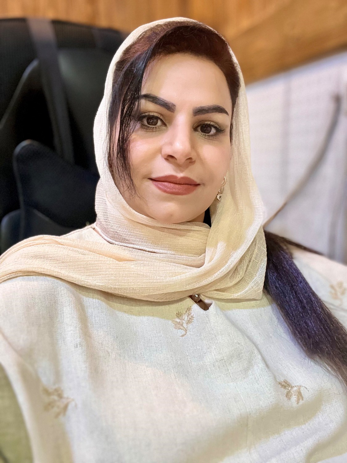 ادیولوژیست:لیلا قنواتی